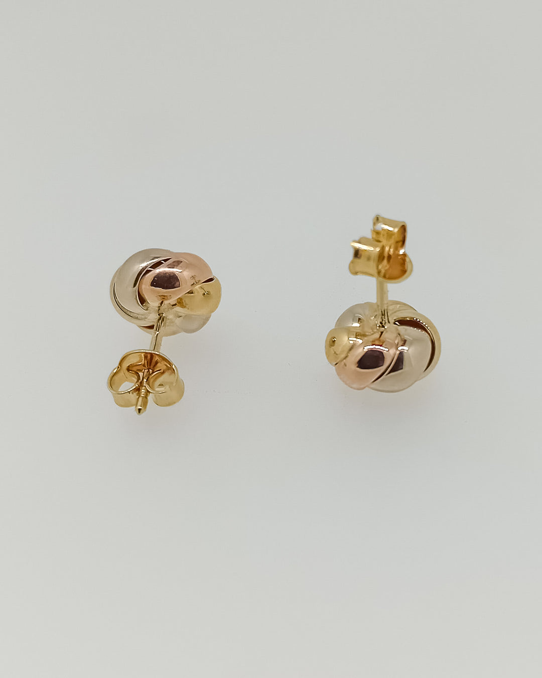Vintage 18ct Tri-Colour Gold Knot Stud Earrings – 3.38g Boxed