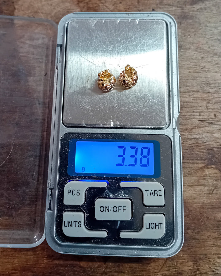 Vintage 18ct Tri-Colour Gold Knot Stud Earrings – 3.38g Boxed - RK Jewellery Designs 